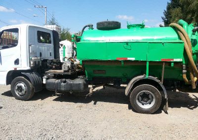 CAMION-MERCEDEZ-BENZ-1-1